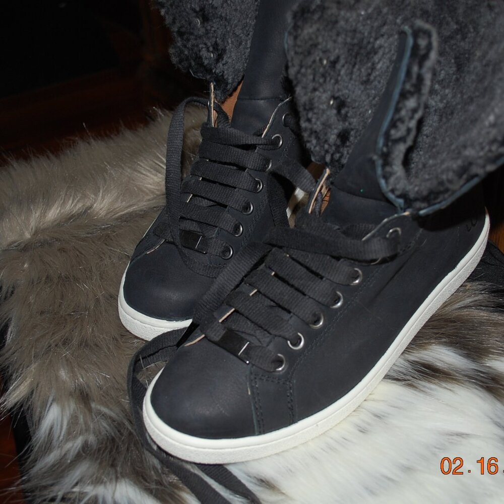 UGG black fur lined High top Sneakers New - Picture 2 of 4